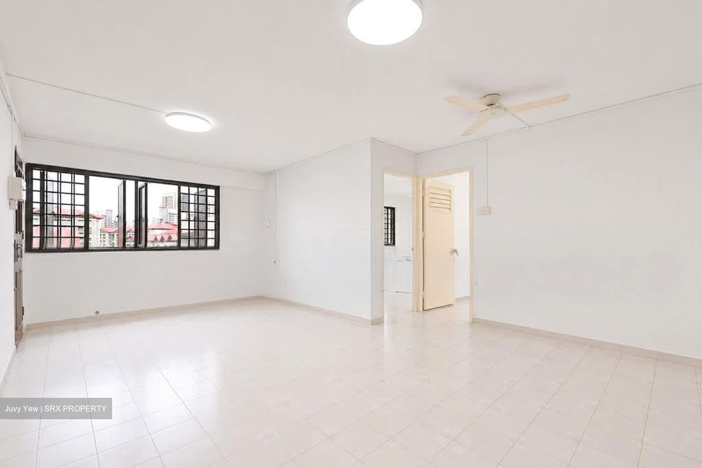 Blk 248 Jurong East Street 24 (Jurong East), HDB 4 Rooms #558091191